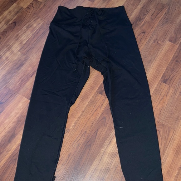 PINK Victoria's Secret Pants - Victoria’s Secret leggings